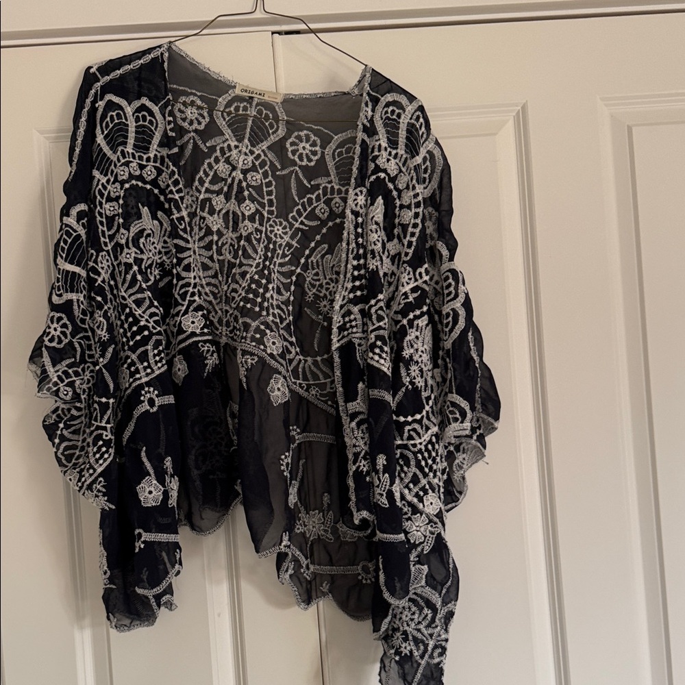 Black and White Lace Kimono